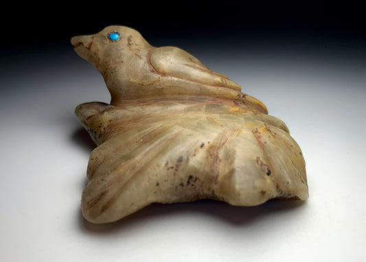 Mid Century Native Zuni Carved Honey Travertine Bird on Leaf Fetish By Leekya Deyuse (d.)