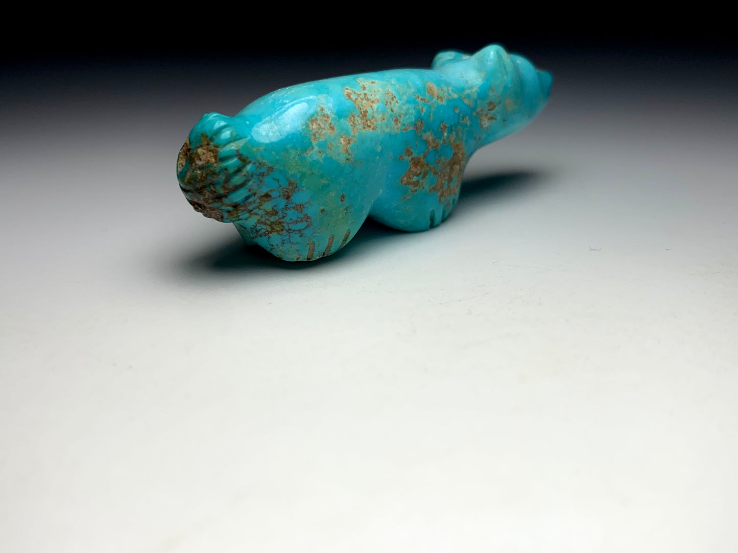 1970s Native Zuni Carved Turquoise Bear Fetish By Pete & Dinah Gasper (d.)