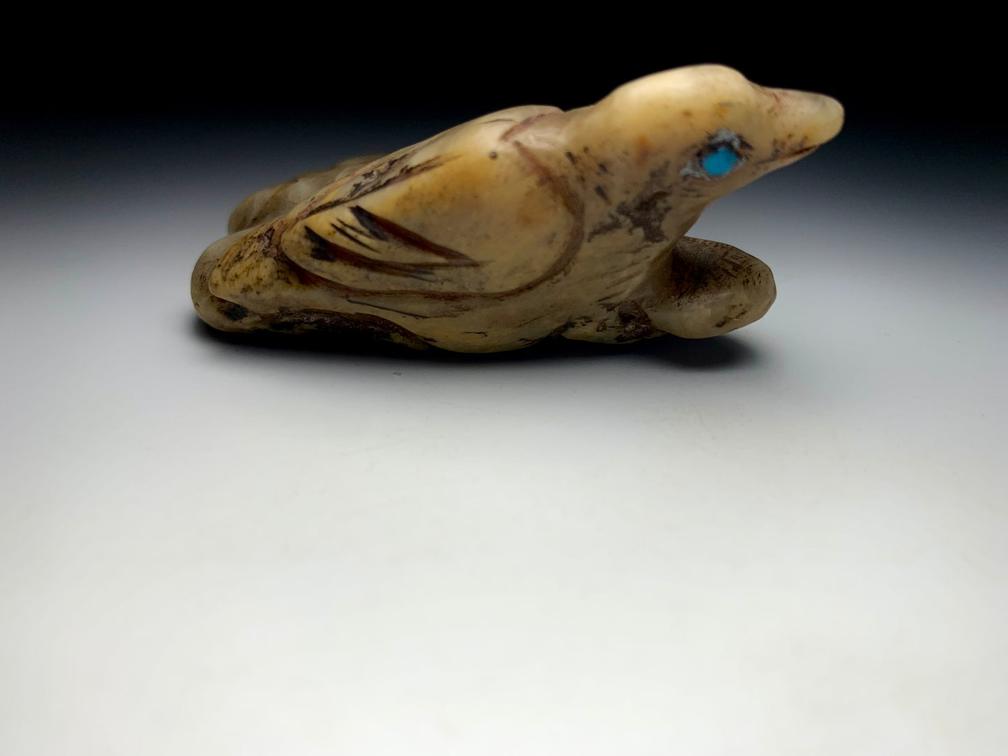 Mid Century Native Zuni Carved Honey Travertine Bird on Leaf Fetish By Leekya Deyuse (d.)