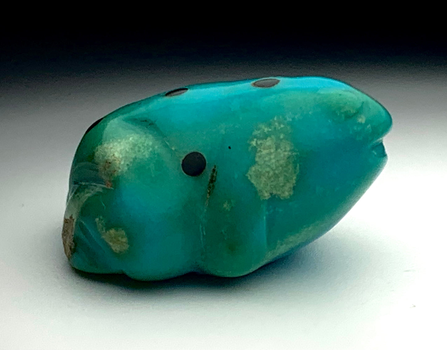 Mid Century Native Zuni Carved Turquoise Frog Fetish By Leo Poblano (d.)