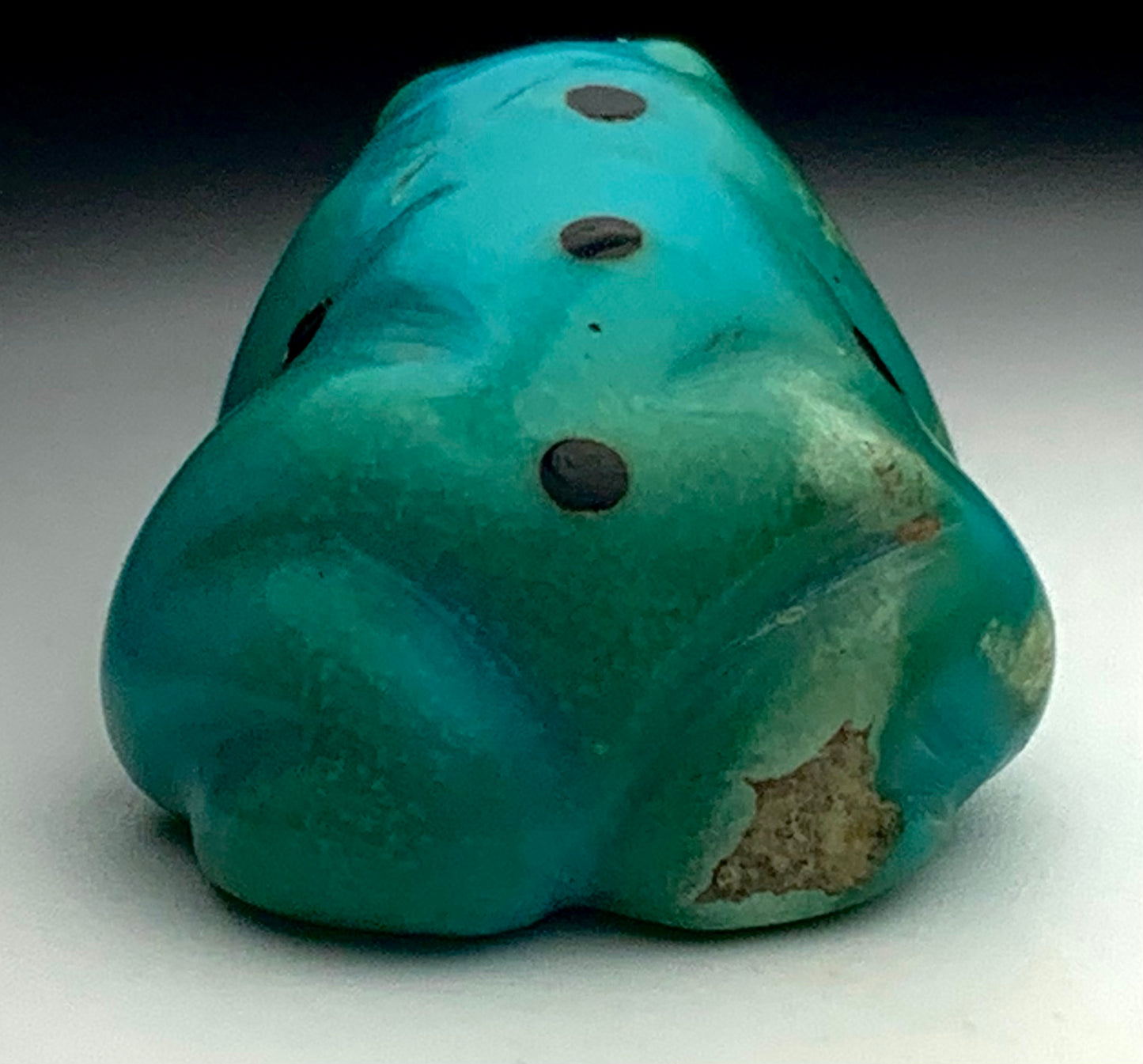 Mid Century Native Zuni Carved Turquoise Frog Fetish By Leo Poblano (d.)