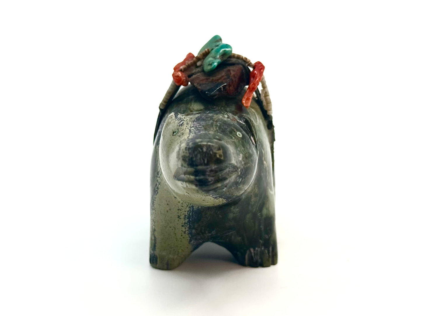 Finest Mid Century Native Zuni Carved Serpentine Bear Fetish By Leekya Deyuse (d.)