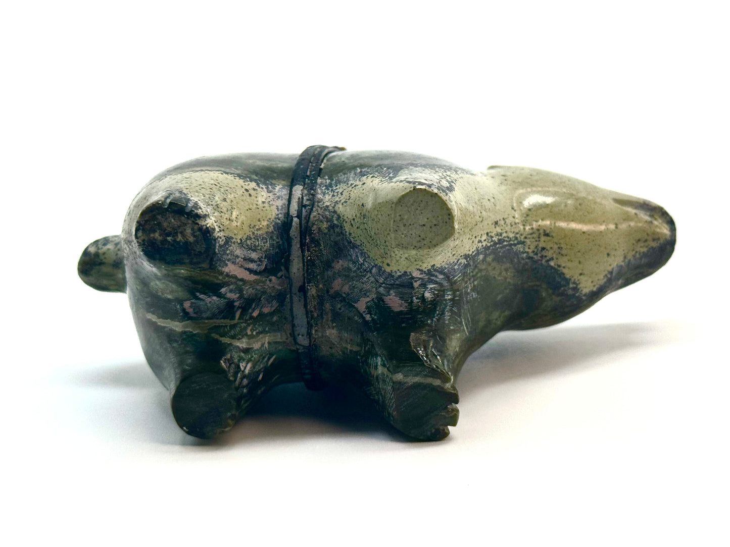 Finest Mid Century Native Zuni Carved Serpentine Bear Fetish By Leekya Deyuse (d.)