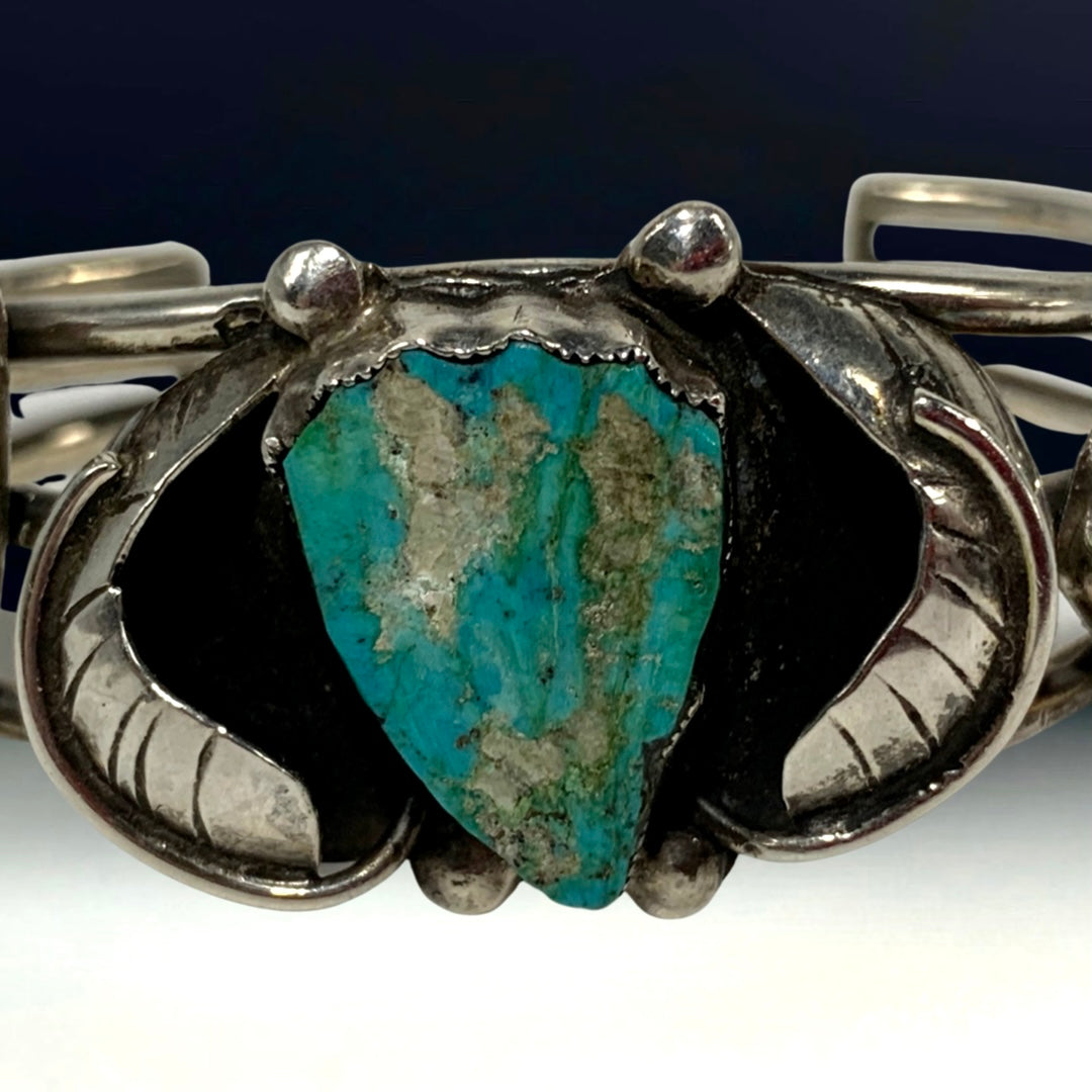 Native Zuni Sterling Silver Turquoise Leaf Fetish Bracelet By Leekya Deyuse (d.)