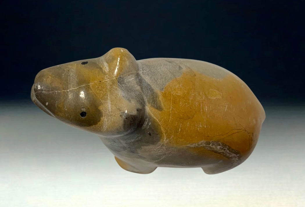 1970s Native Zuni Carved Travertine Bear Fetish By Alice Homer (d.)